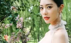 亚洲美女高清第一网站：高清美图尽享视觉盛宴