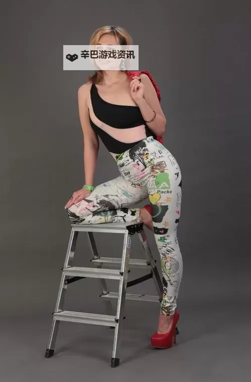 探索极限美感：GOGOGO手机高清大胆摄影带你秒变摄影大师图1