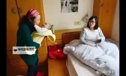 月子间老公睡了我妈：家庭背叛的痛与困惑