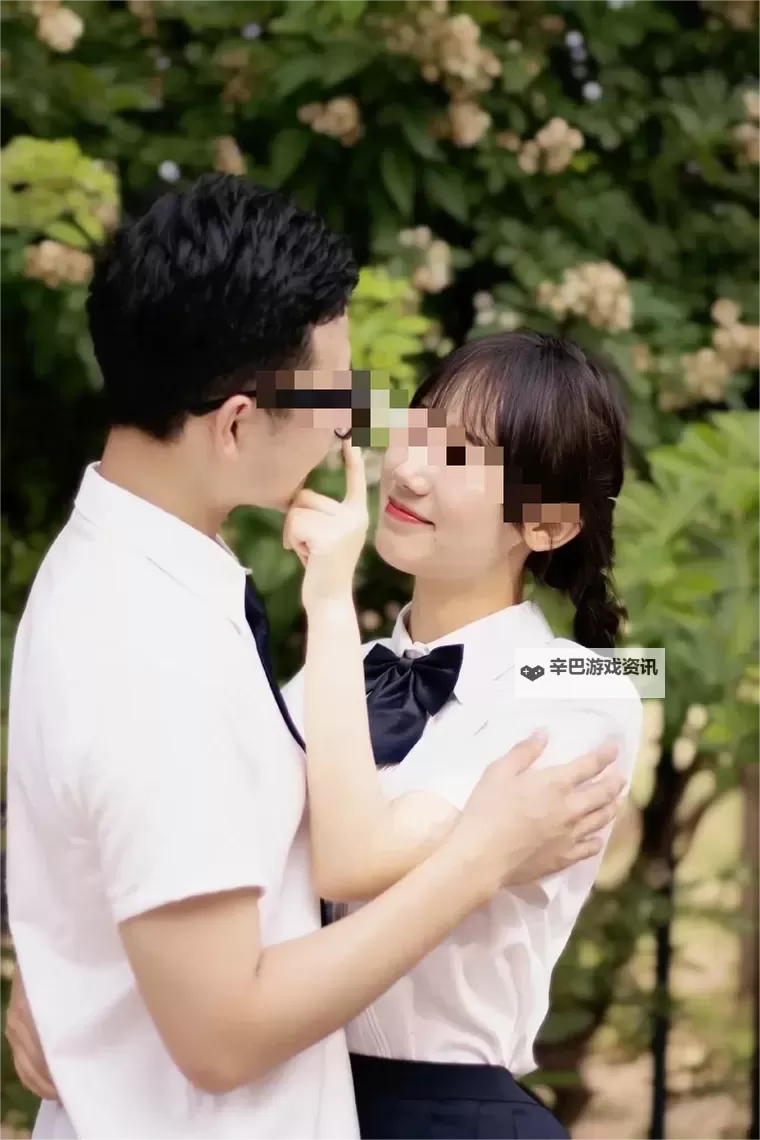 男闺蜜说蹭蹭突然就进去了在线观看：意外的瞬间带来的剧情转折图1