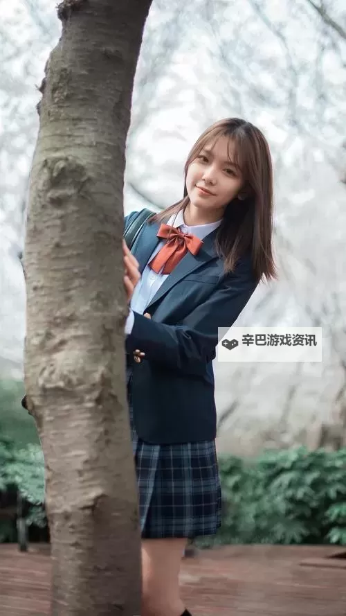 走一步撞一下:湿透许安愉的意外邂逅之旅图1