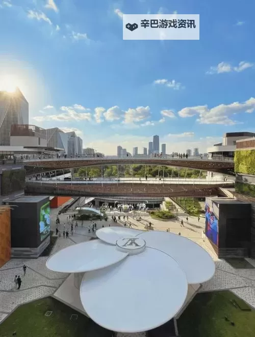 探索未来视界：「新视觉影院」引领沉浸式体验新潮流图1