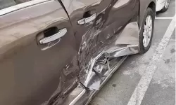 在车里撞了我八次：高黄白月光的缱绻与梦魇