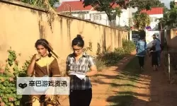 在人多的地方被C：尴尬与应对的瞬间