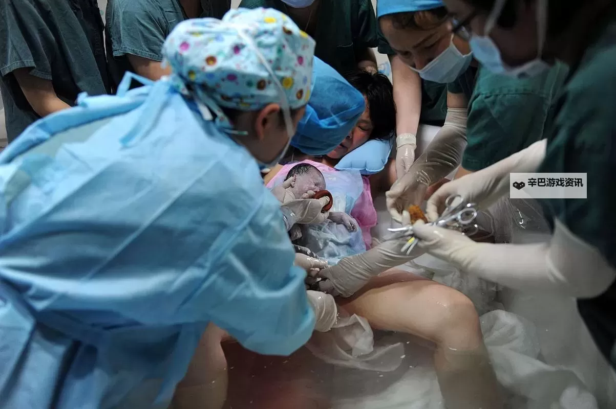 感人现场：真人生孩子视频记录母婴诞生的瞬间图1