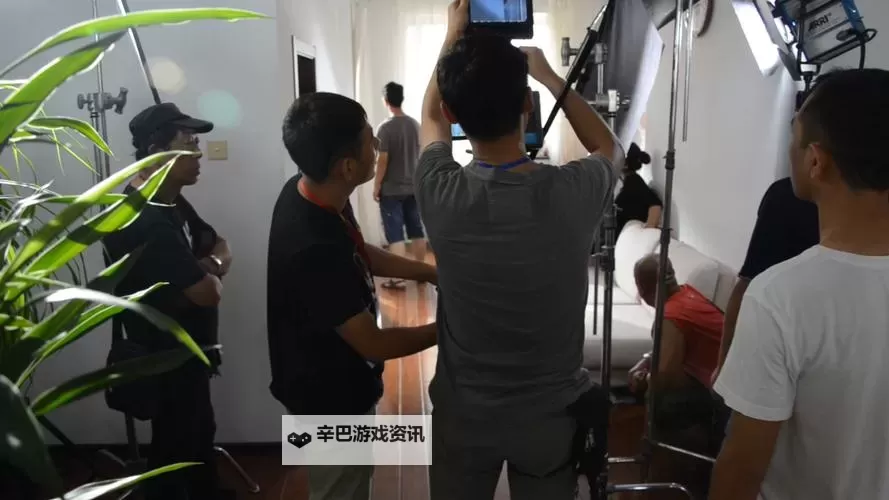 穿越屏幕的极光：揭秘4080新视觉影院电影院的未来观影体验图1